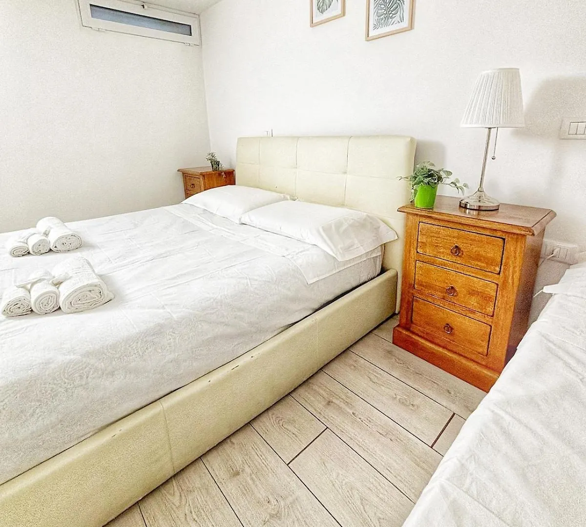Cozy Basement Apartment Navigli Milan Italy