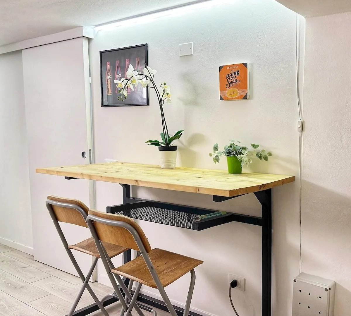 Cozy Basement Apartment Navigli Milan