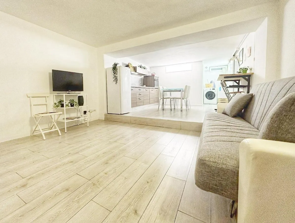 Cozy Basement Apartment Navigli Milan