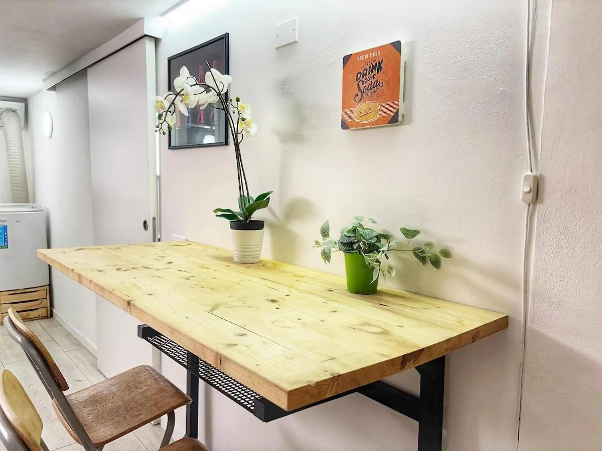 Cozy Basement Apartment Navigli Milan