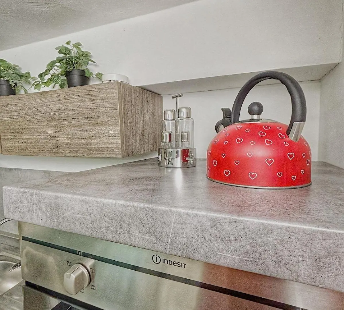 Cozy Basement Apartment Navigli Milan